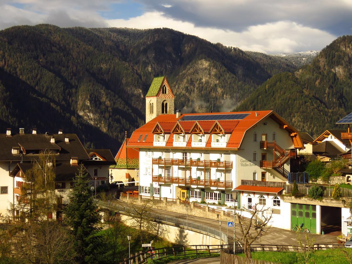 Gasthaus Zum Weissen Kreuz Lazfons Buitenkant foto