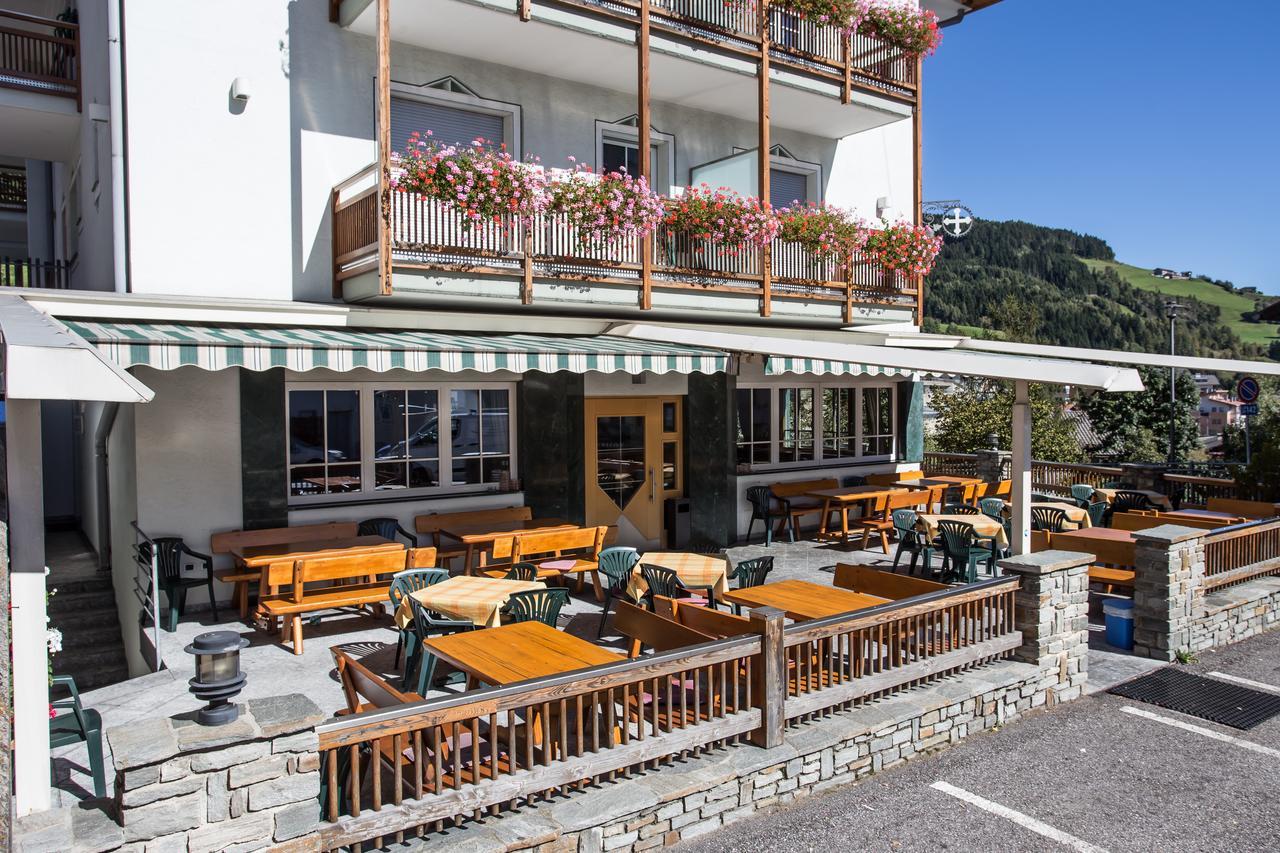 Gasthaus Zum Weissen Kreuz Lazfons Buitenkant foto